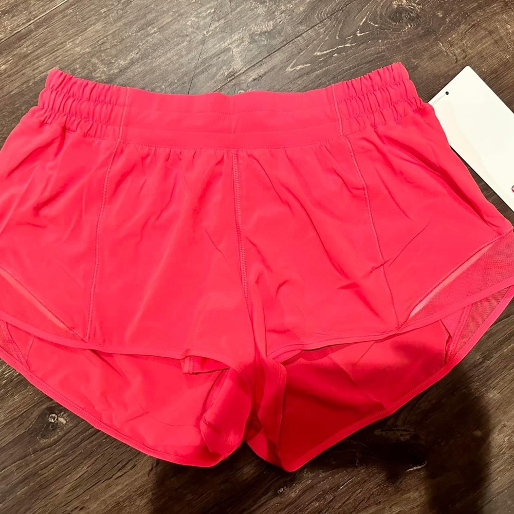 Lululemon hotty hots